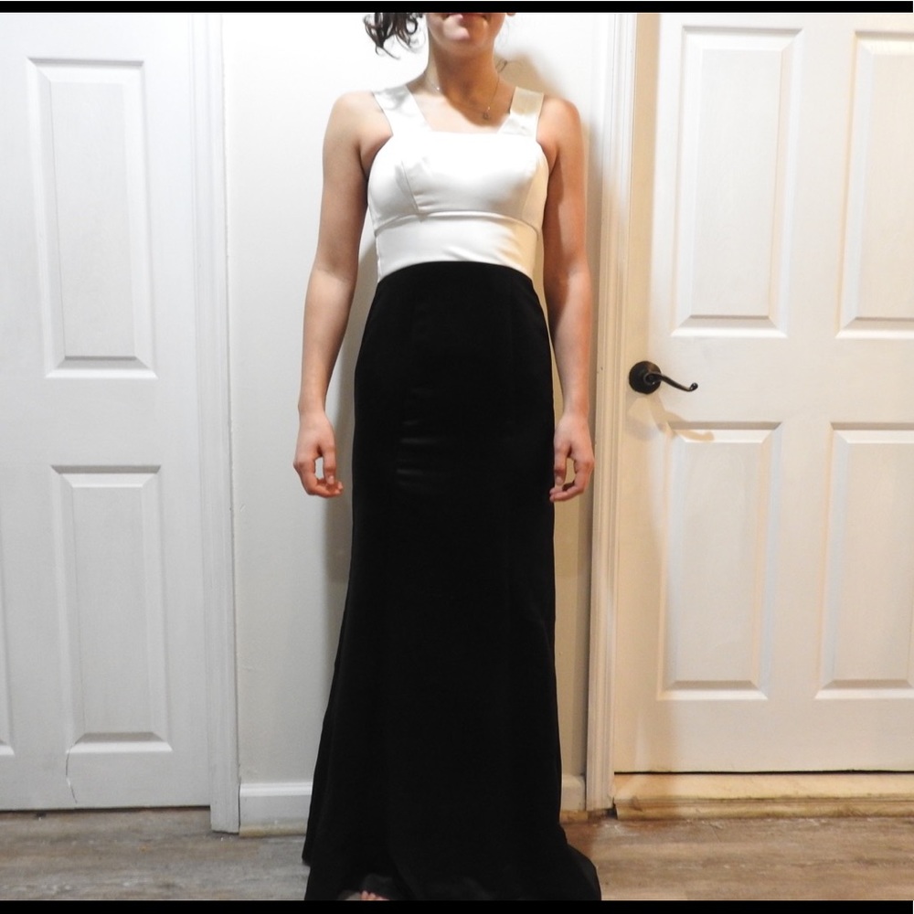 Blacks bc white dress
